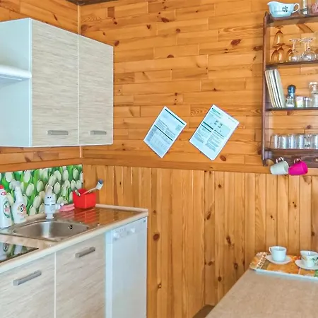 Stunning In With Kitchen بيت للعطل روفي